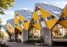 découvrez la maison cube à rotterdam, une architecture unique, et explorez son intérieur innovant lors de votre visite.